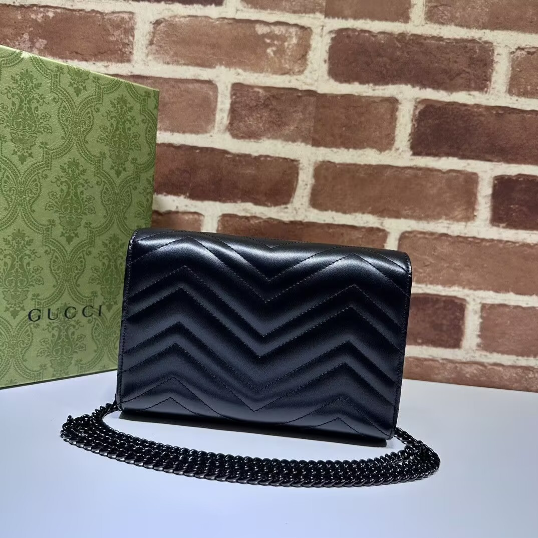 G*u*i gg marmont wallet on chain 20x13x6cm