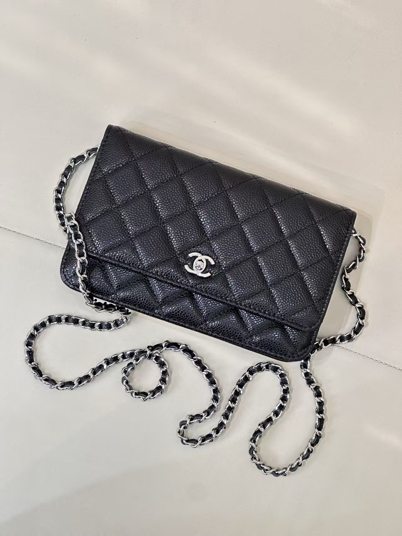 Ch*el woc classic wallet on chain 13x19cm