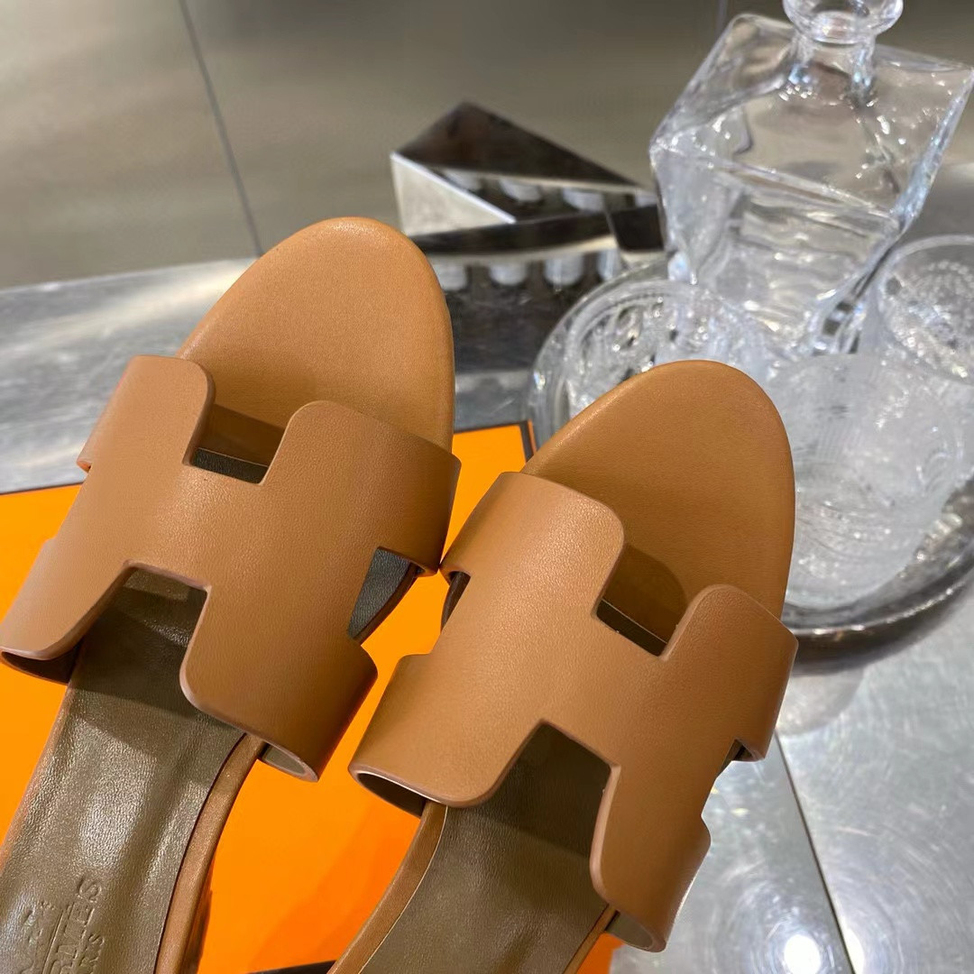 ua H**mes legend sandal