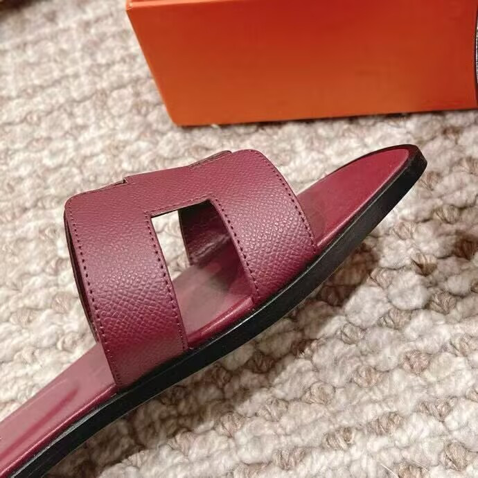 ua H**mes oran sandal