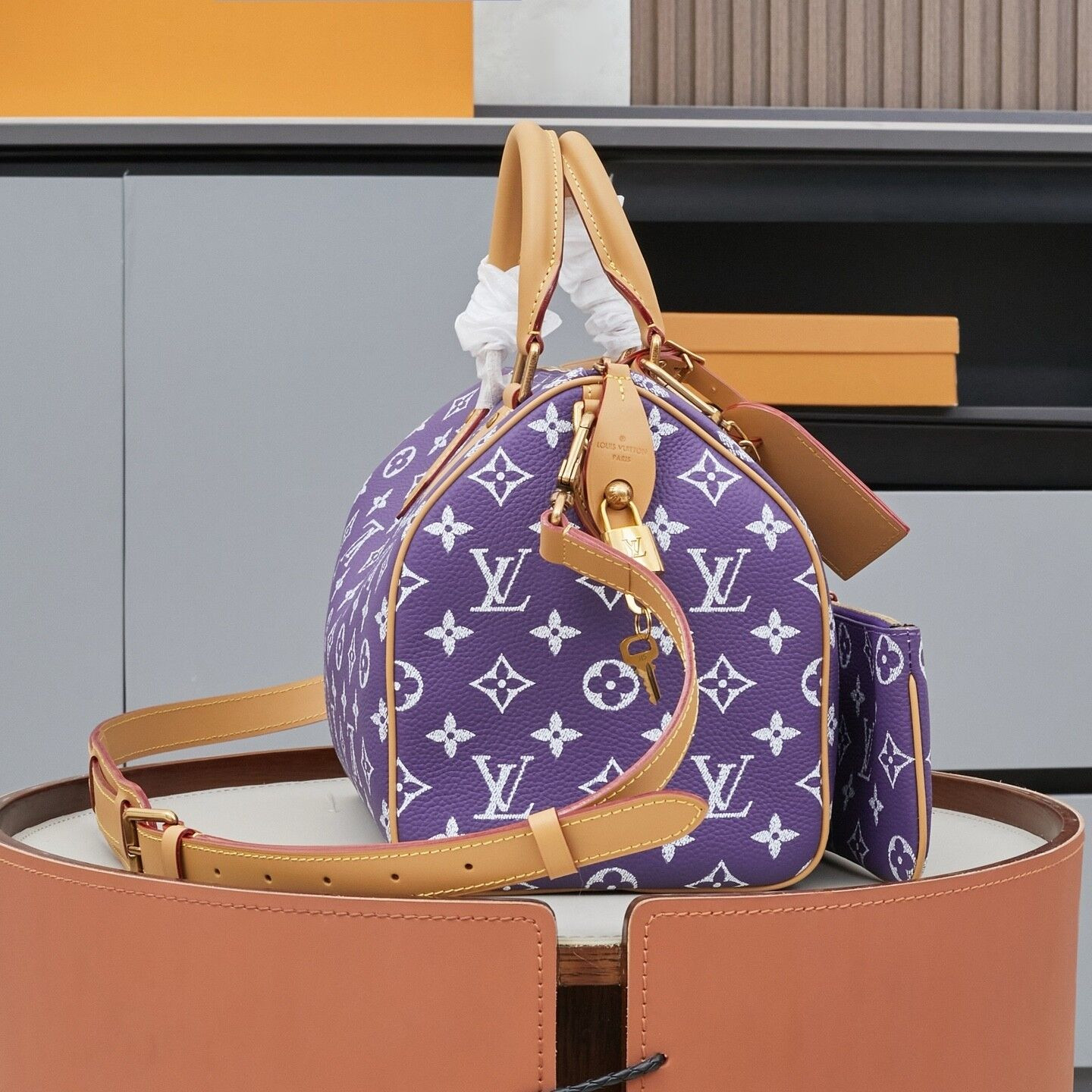 LV Speedy P9 Bandoulière 30 M11562-1 30x21x17cm