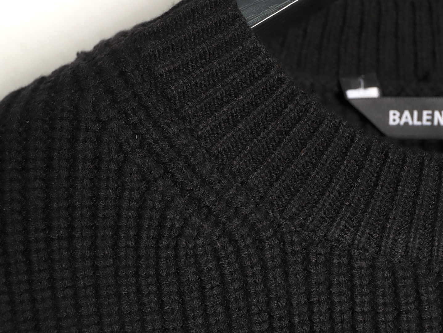 Ba*len*cia*ga 24fw sweaters