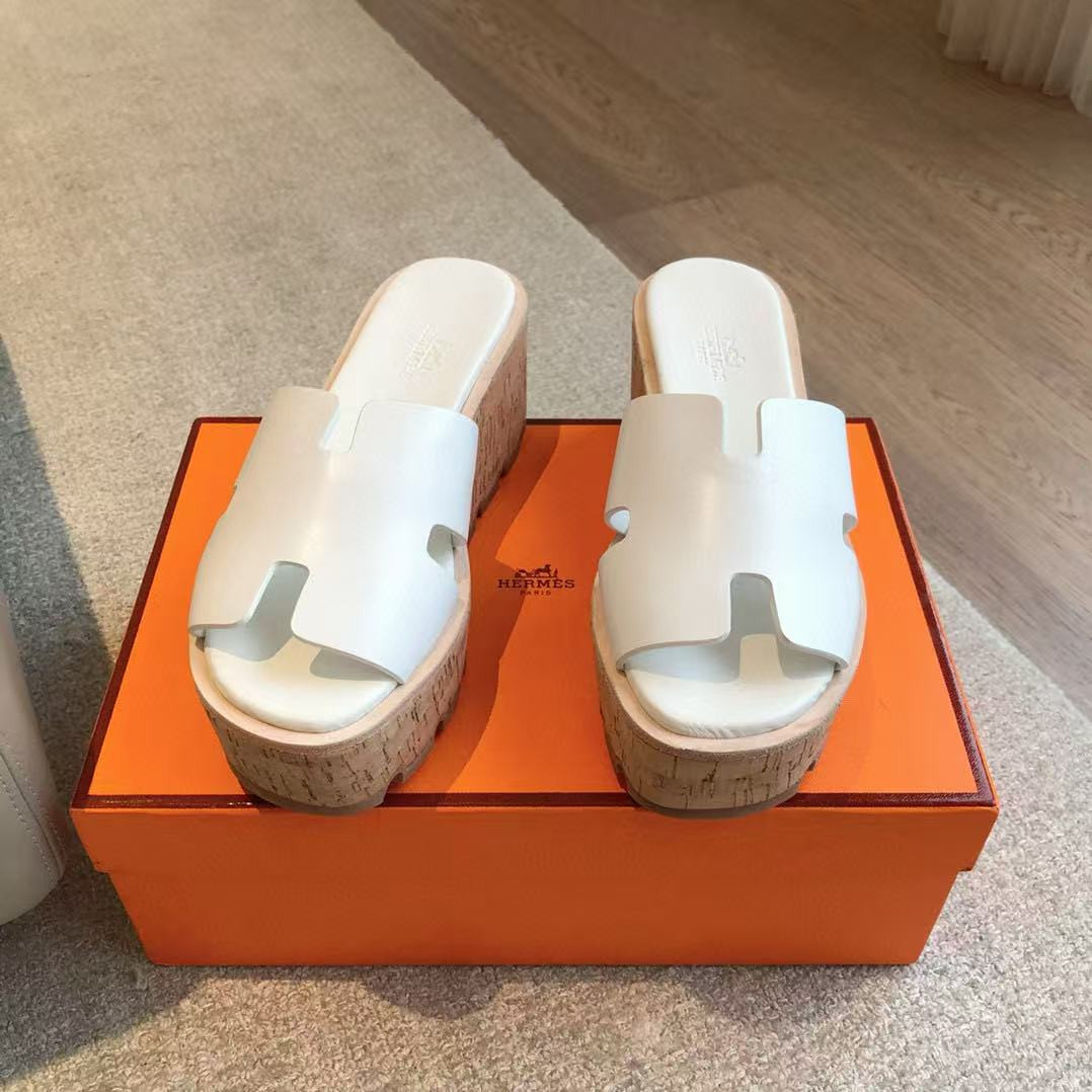 ua H**mes eze 30 sandal