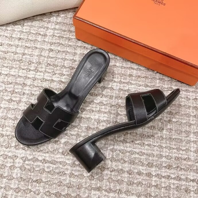ua H**mes oasis sandal