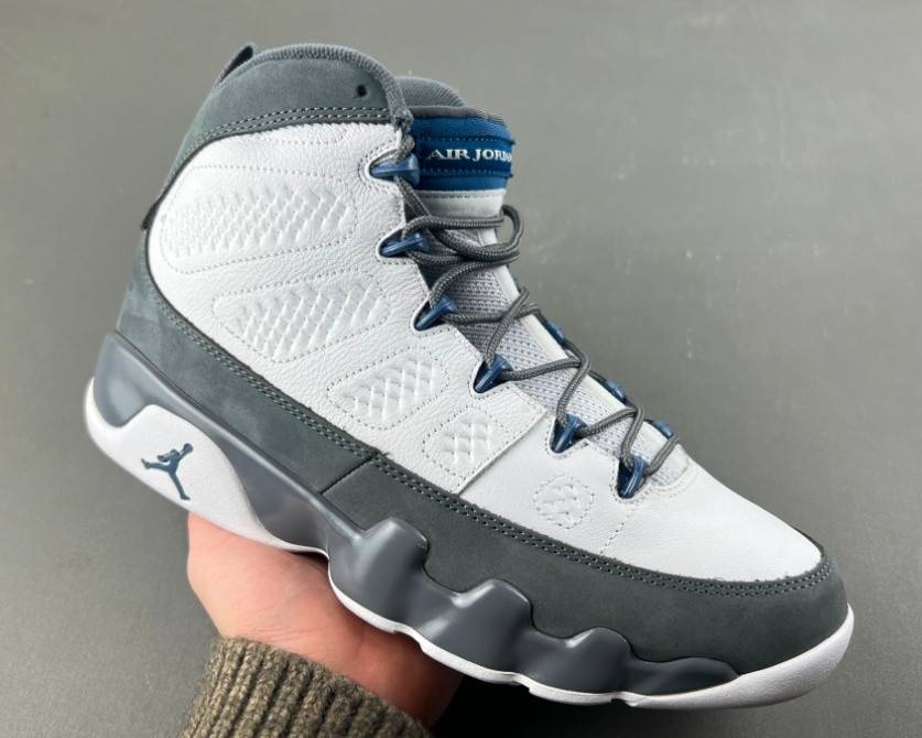UA Air Jordan 9 Retro