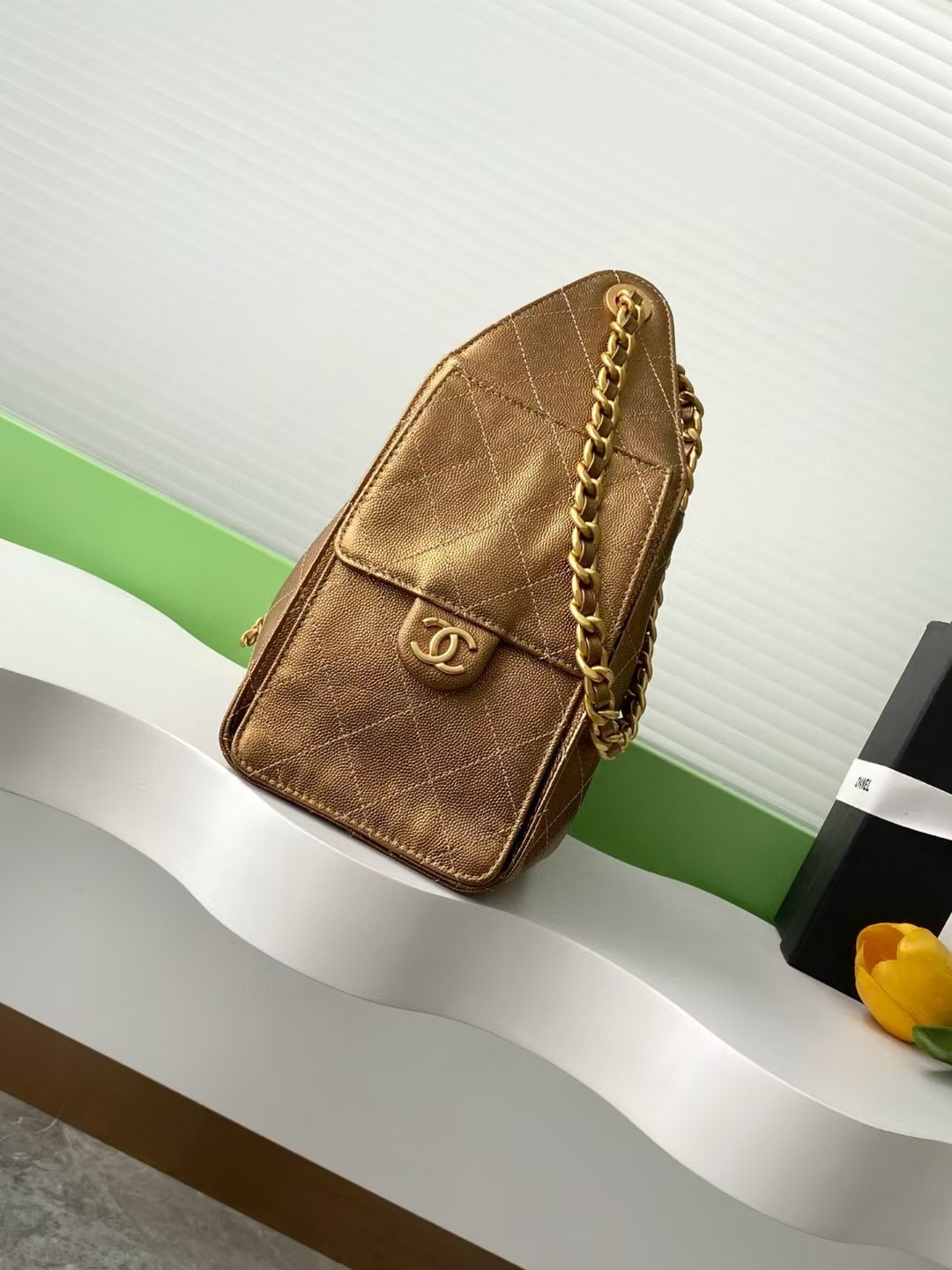 Ch*el 25c bucket bag 26x30x14cm