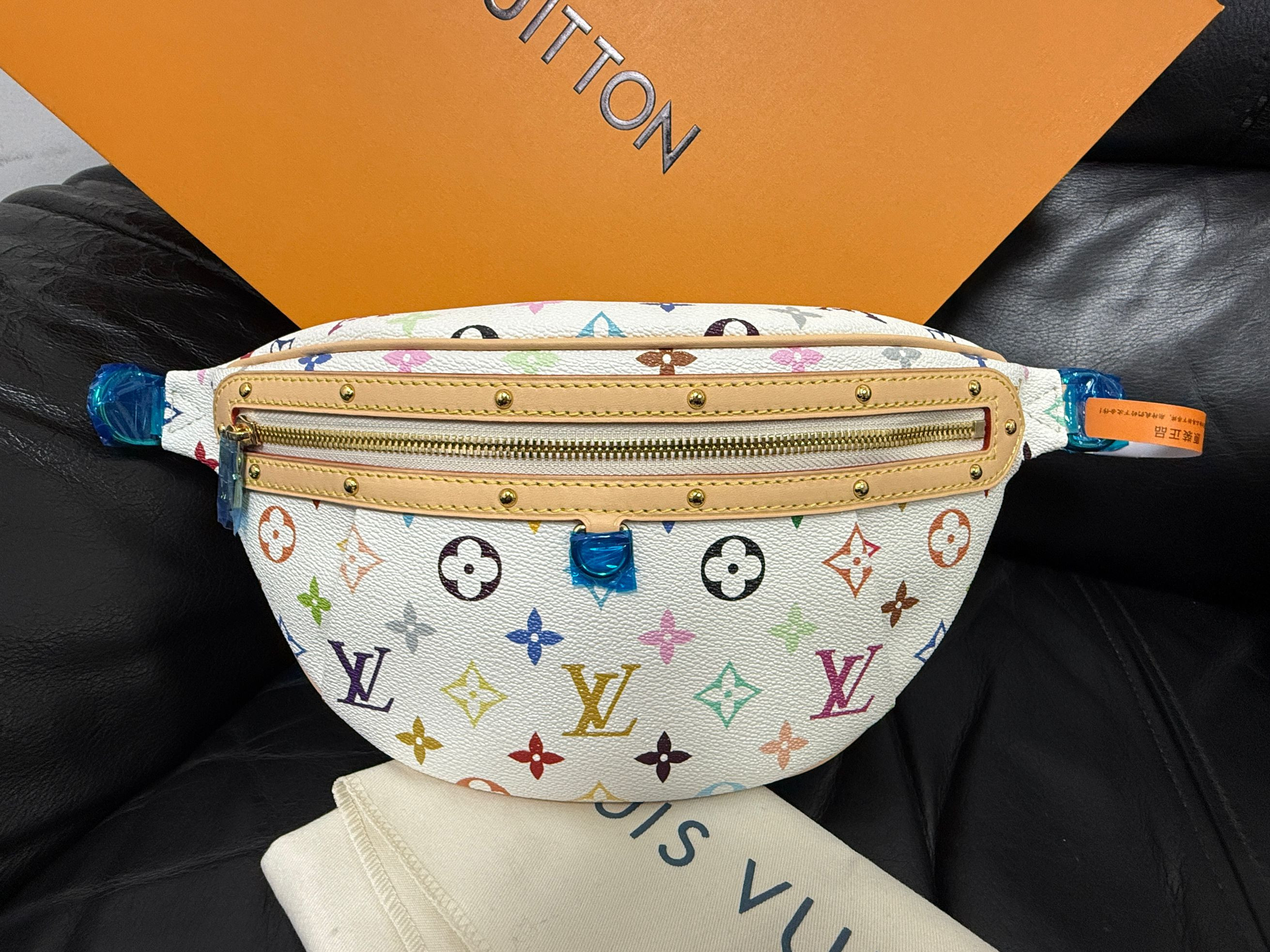 LV HIGH RISE M13660 16x8x38cm