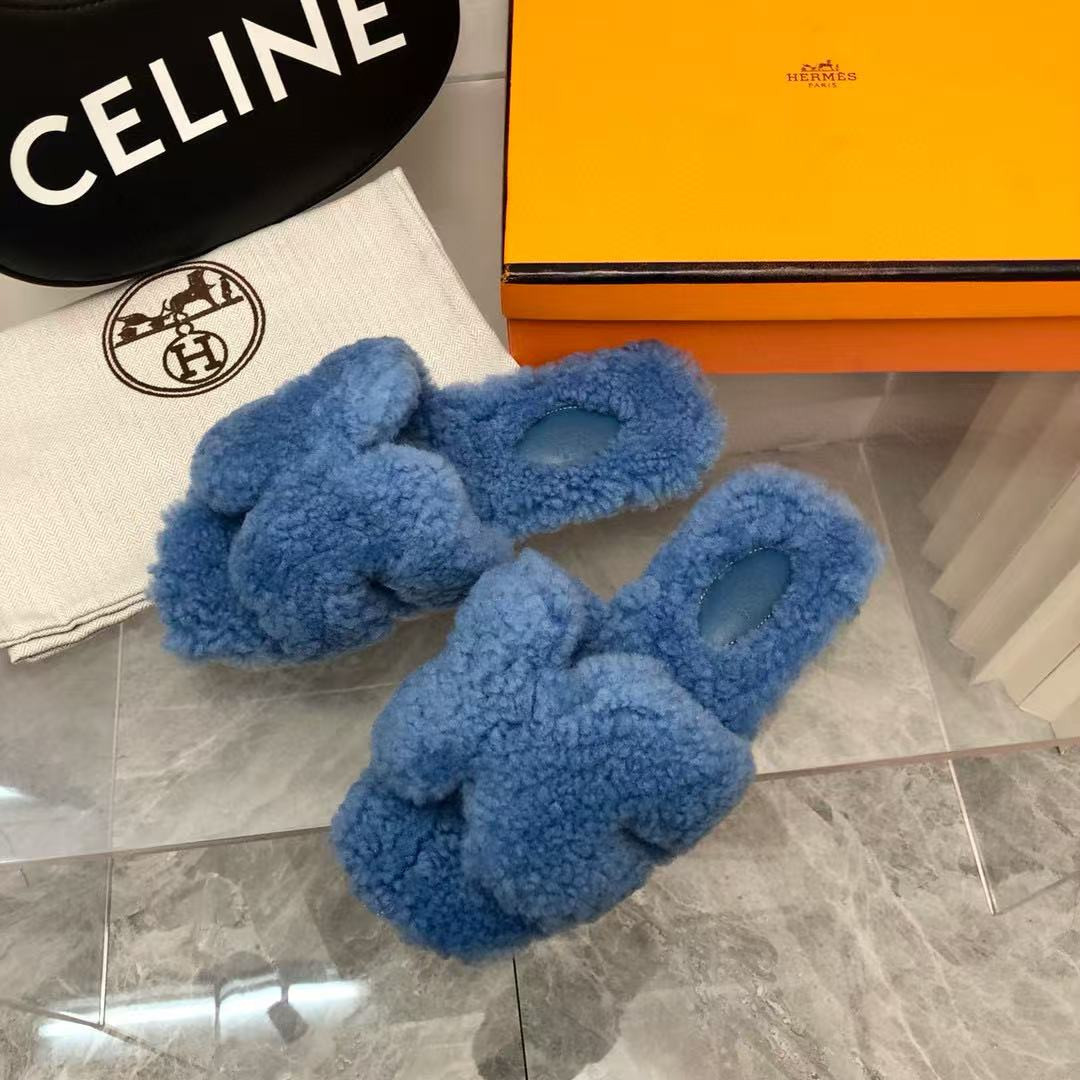 ua H**mes oran sandal