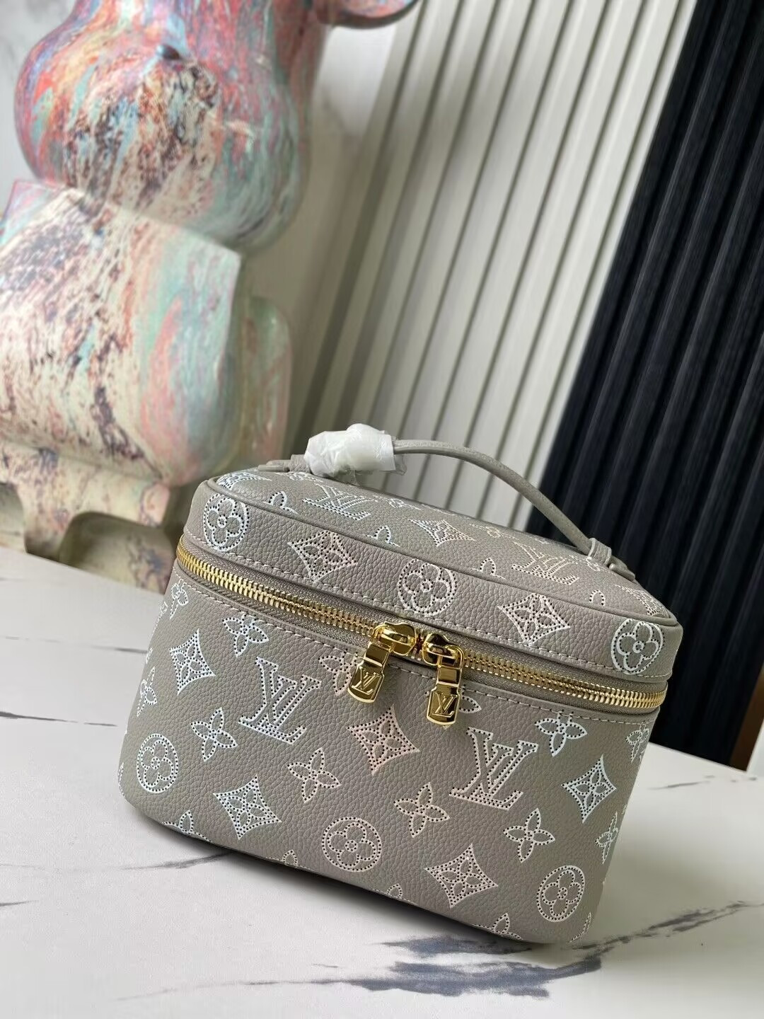 LV FLIGHT MODE Nice Mini M23550 20x13.5 x12 cm