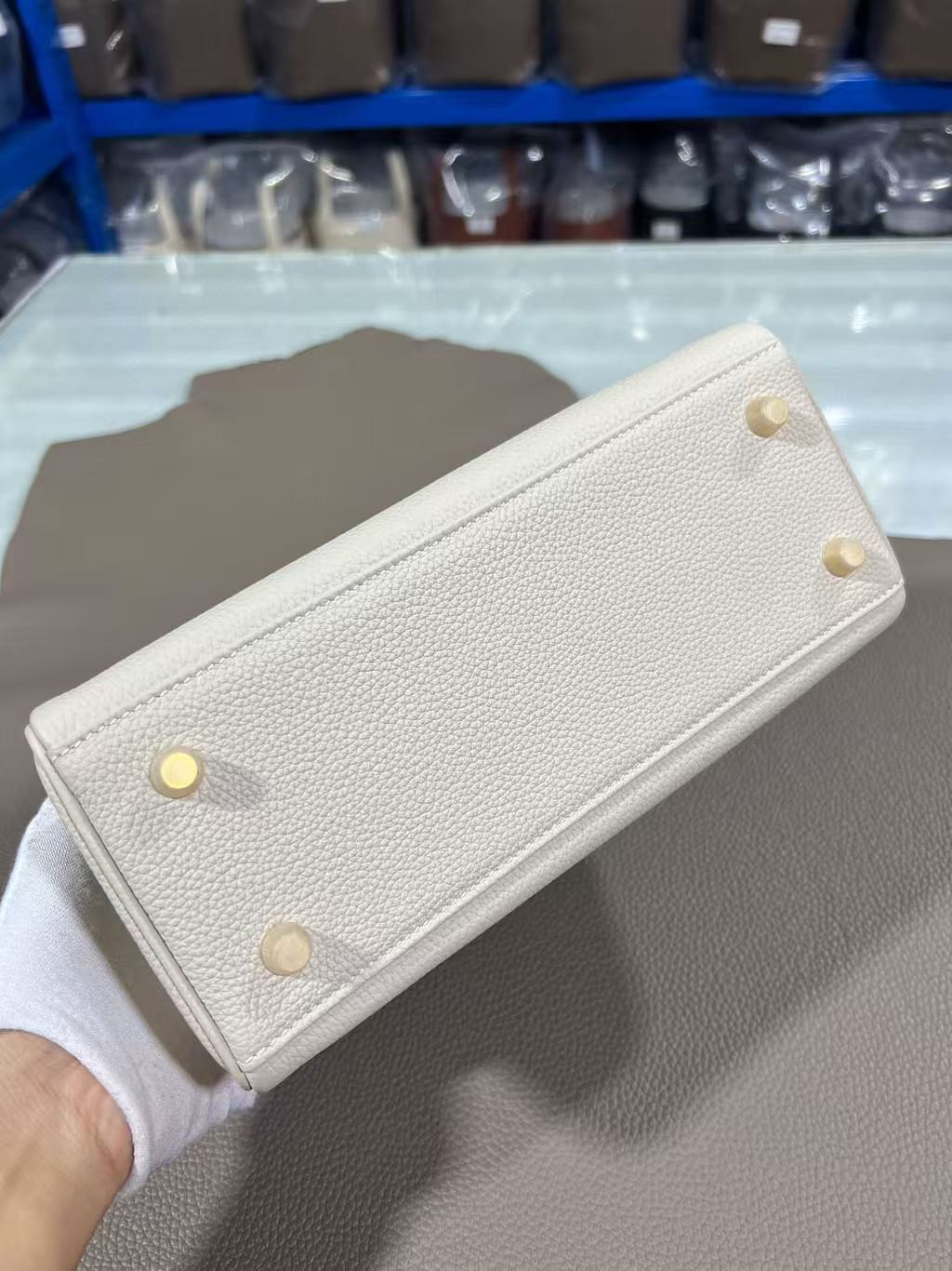 H**mes kelly gold-tone hardware 25 28