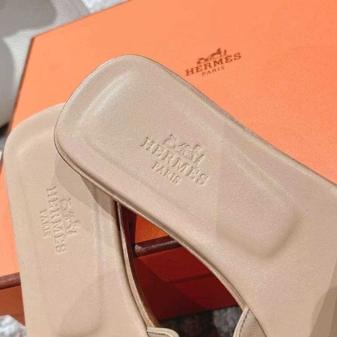 ua H**mes oran sandal
