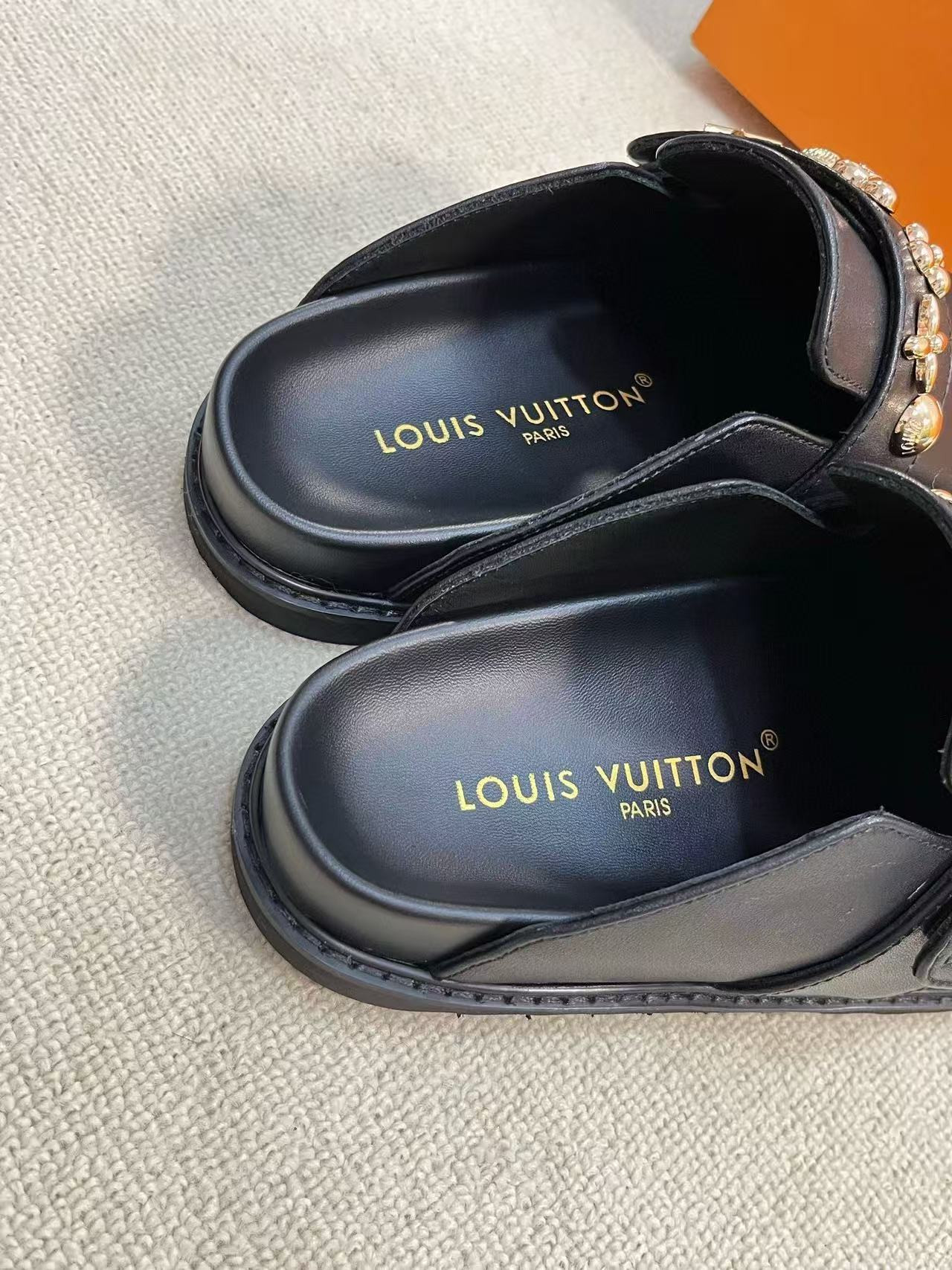 UA LV Capri Mule