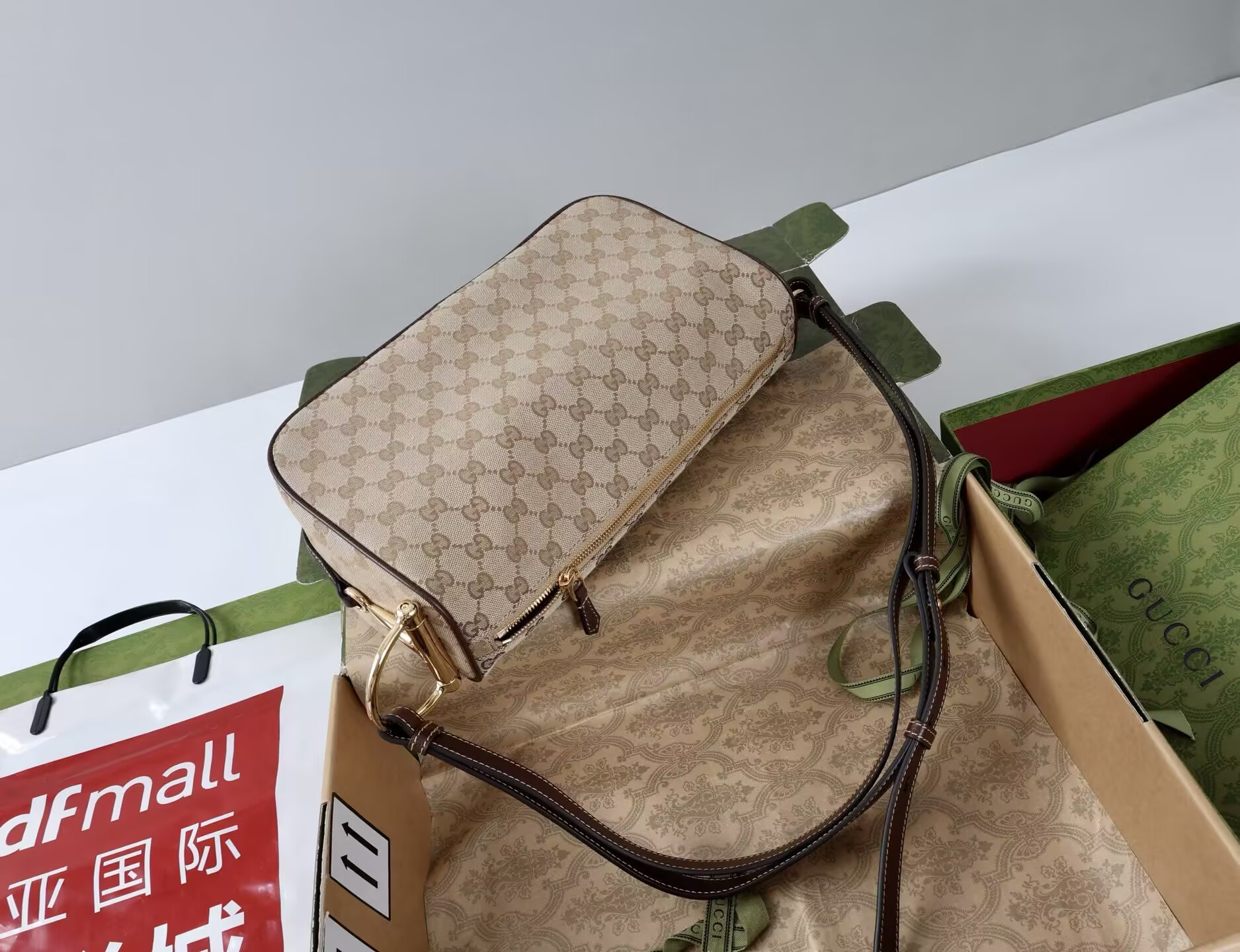 G*u*i half horsebit medium shoulder bag without box 31.5x17x12cm