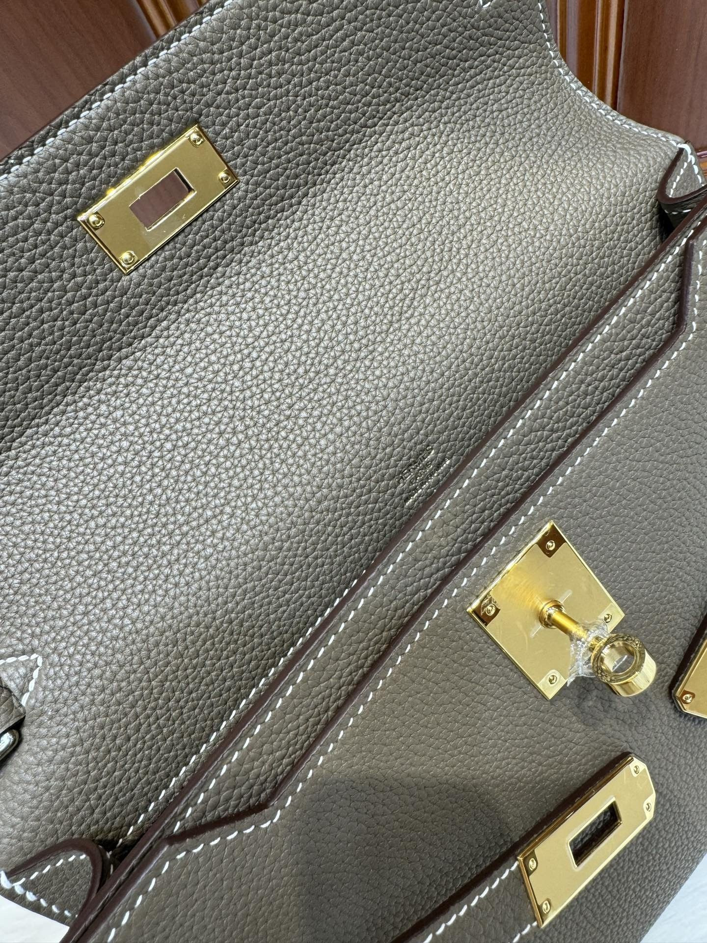 H**mes kelly depeches togo 25cm