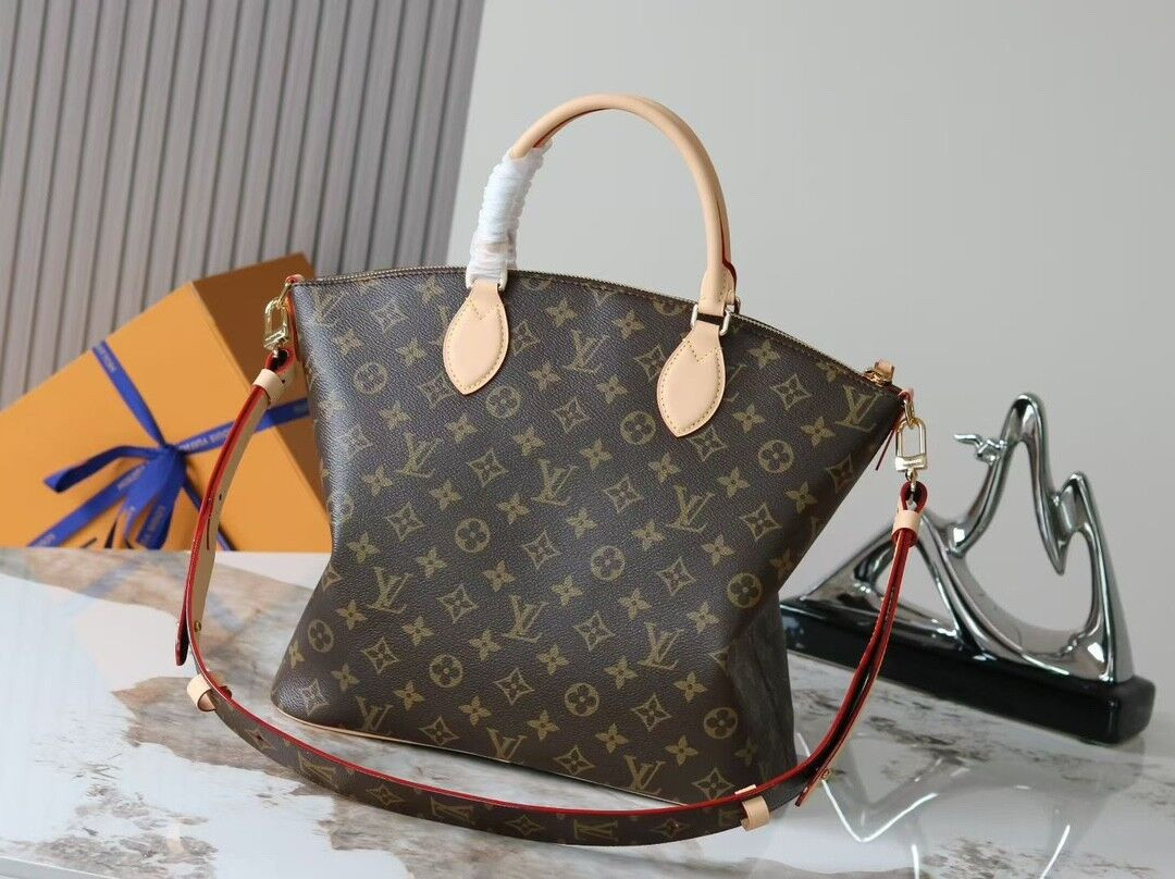 LV Neo Lockit MM M26494 36x30x15cm Without Box