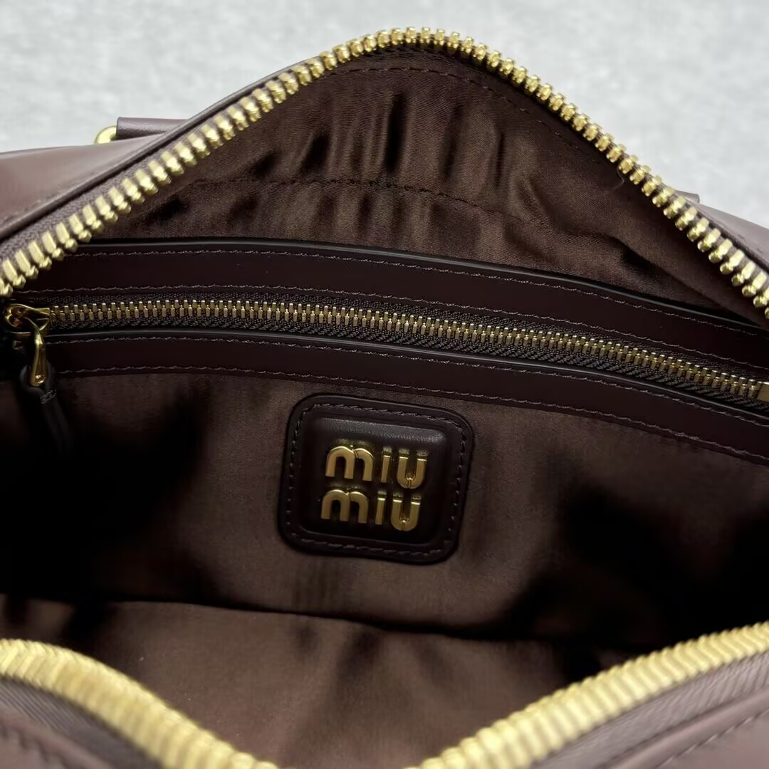 M1v M1v arcadie leather bag 10.5x22x7.5cm