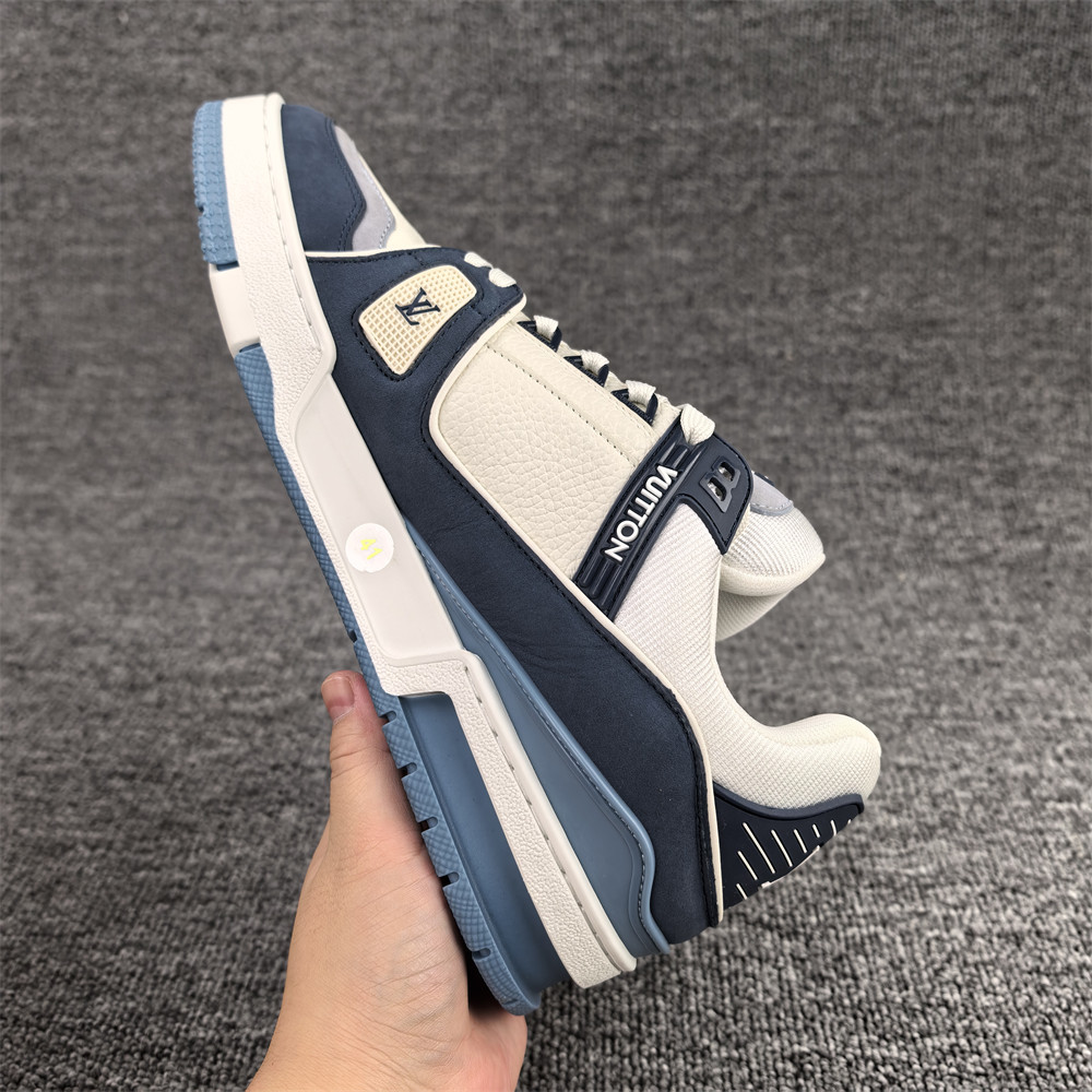UA LV Trainer Sneaker