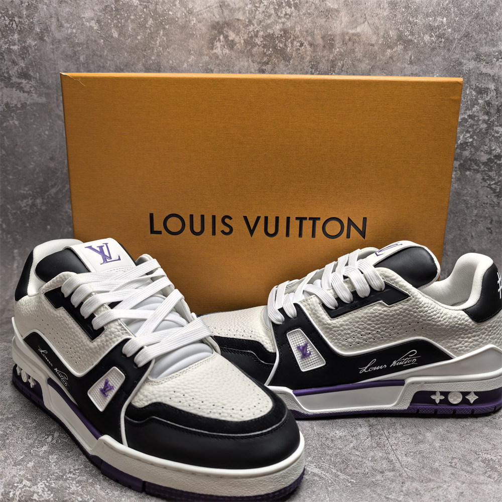 UA LV Trainer Sneaker