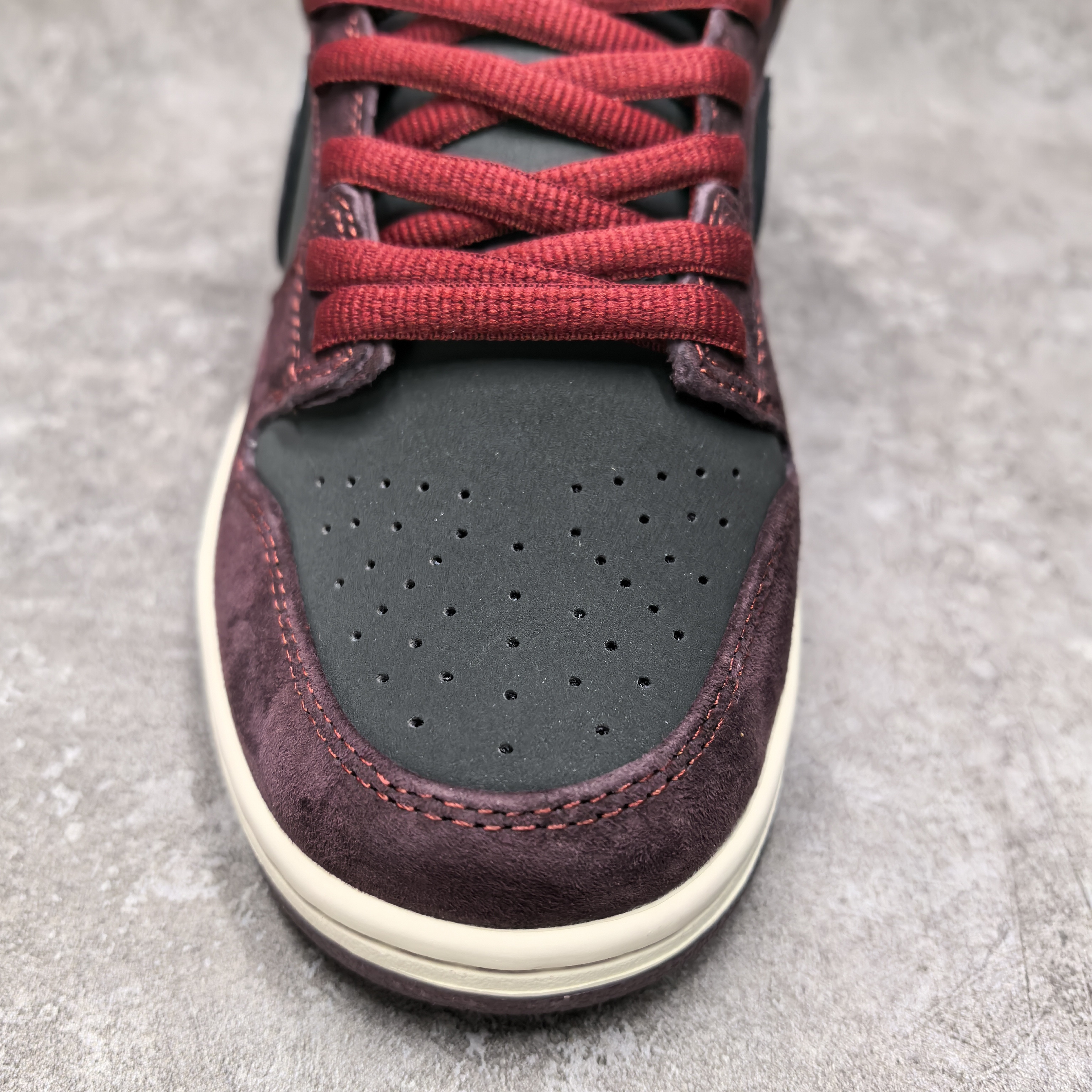 UA Nike SB Dunk Low