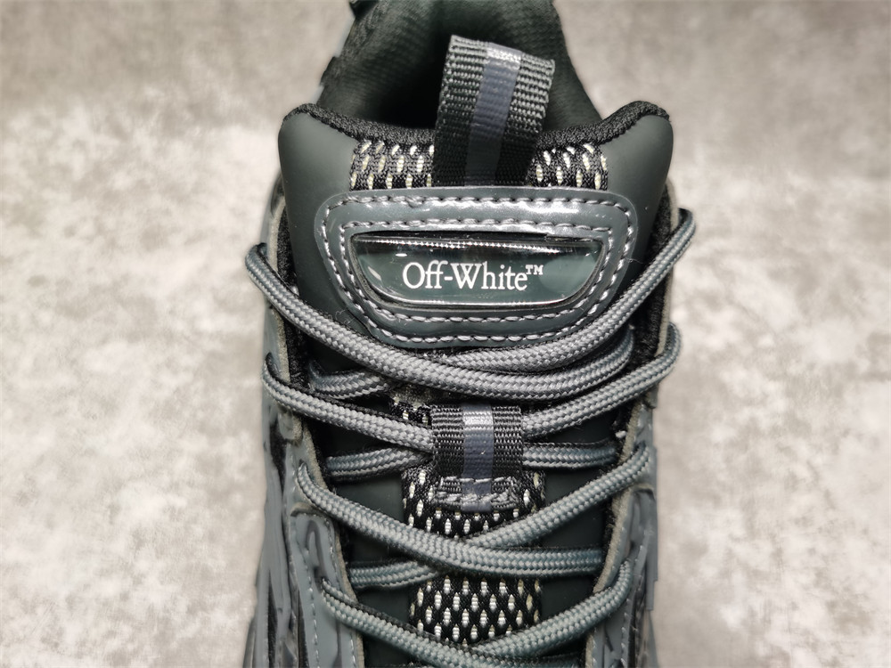 UA OFF-WHITE Be Right Back Black
