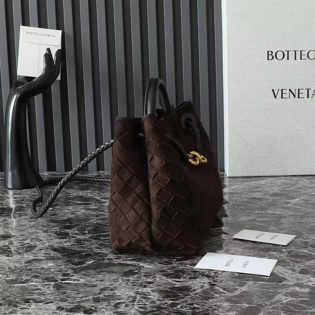bo*te*ga Ve*ne*ta small andiamo 25x22x10.5cm
