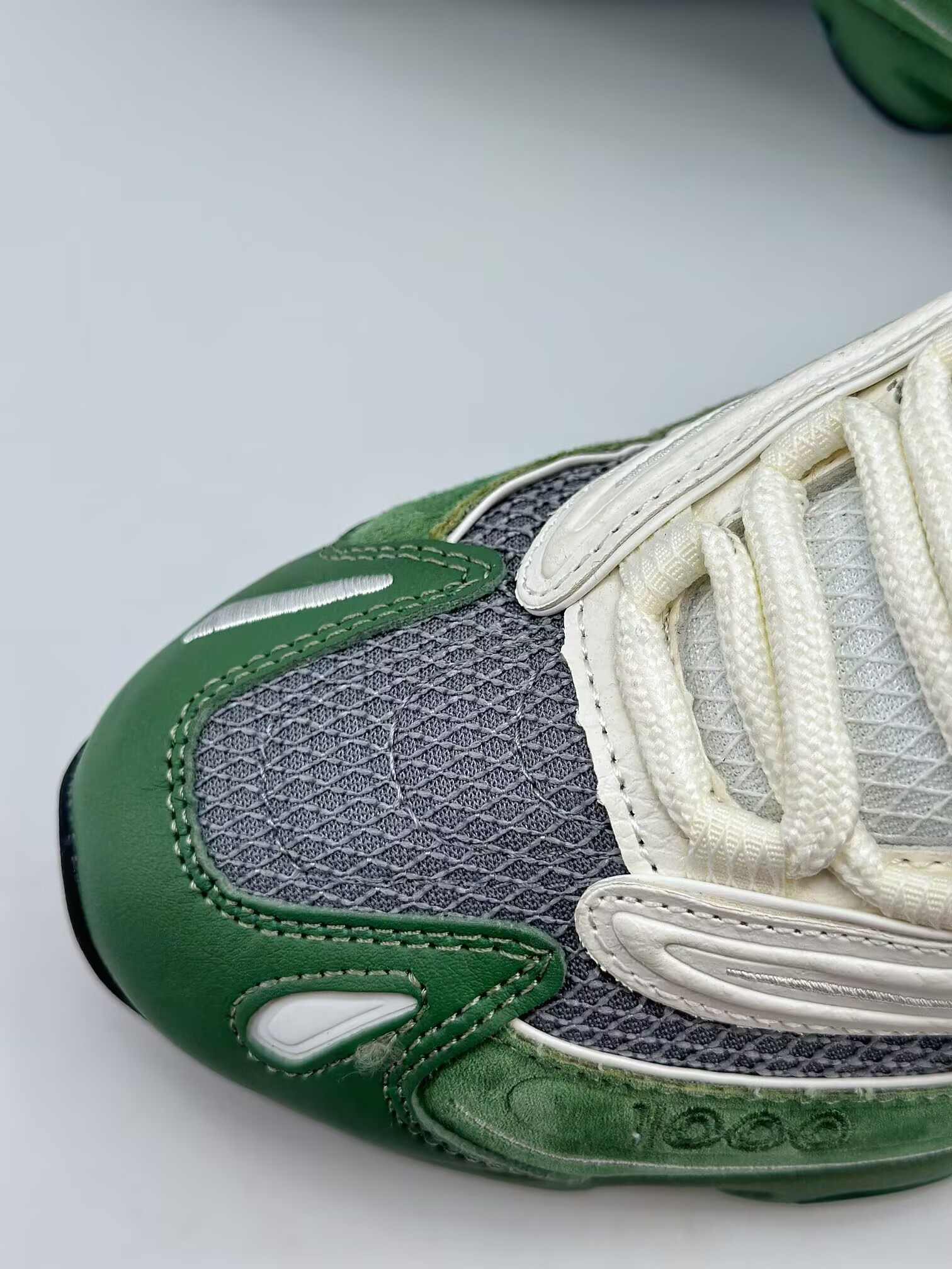 ua new Ba1an*e 1000 green