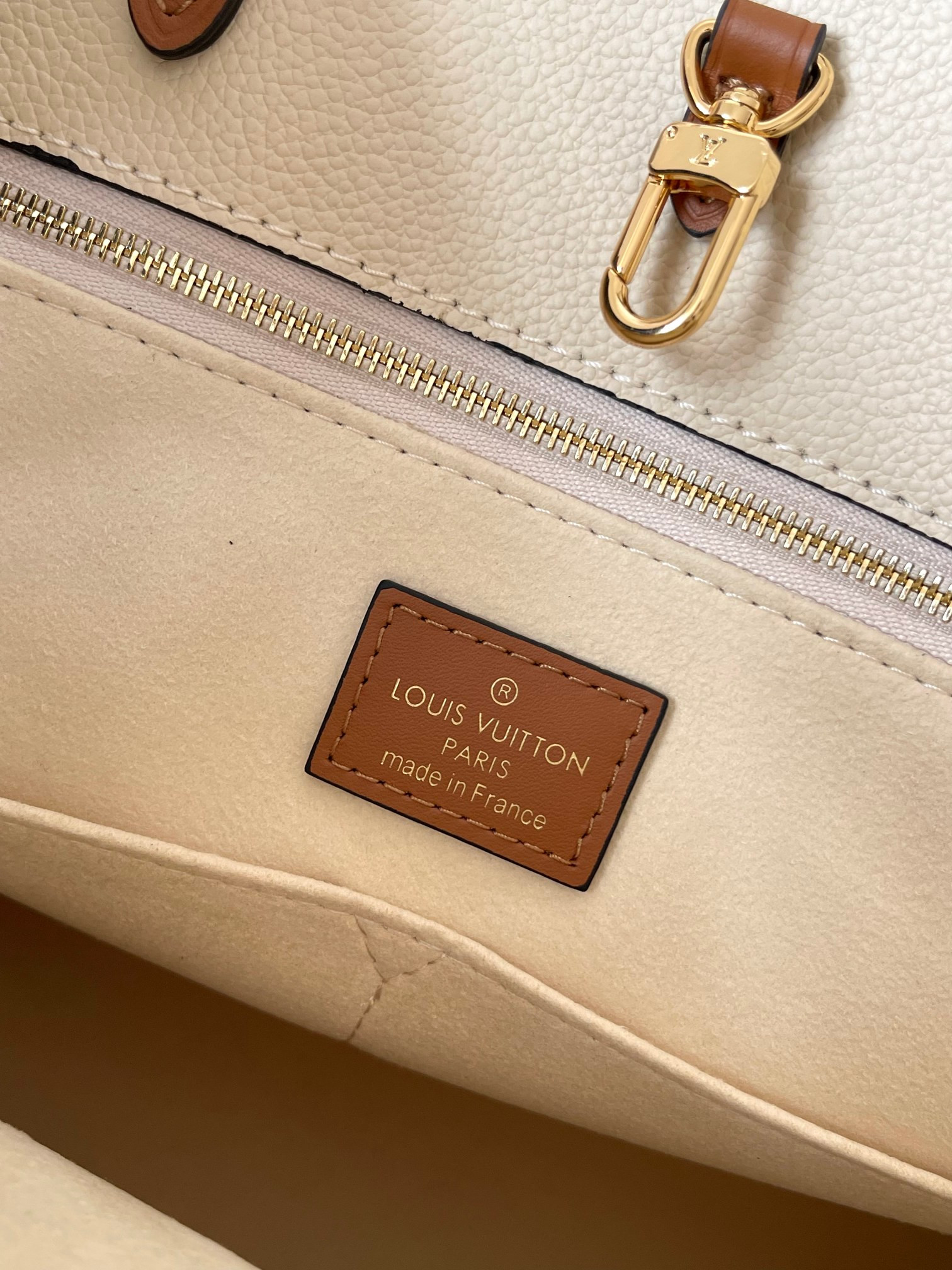 LV OnTheGo GM M45933 16.1 x 13.4 x 7.5inches
