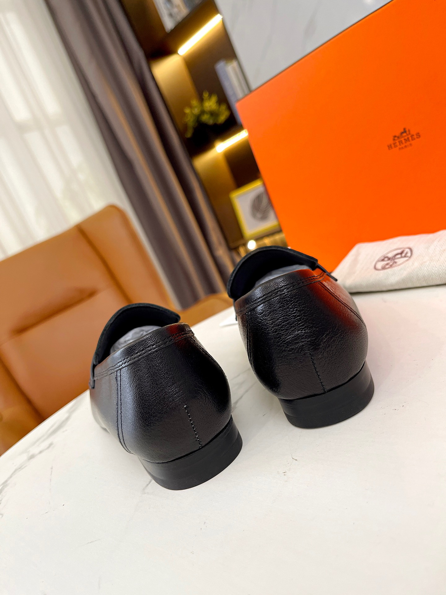 ua H**mes paris loafer