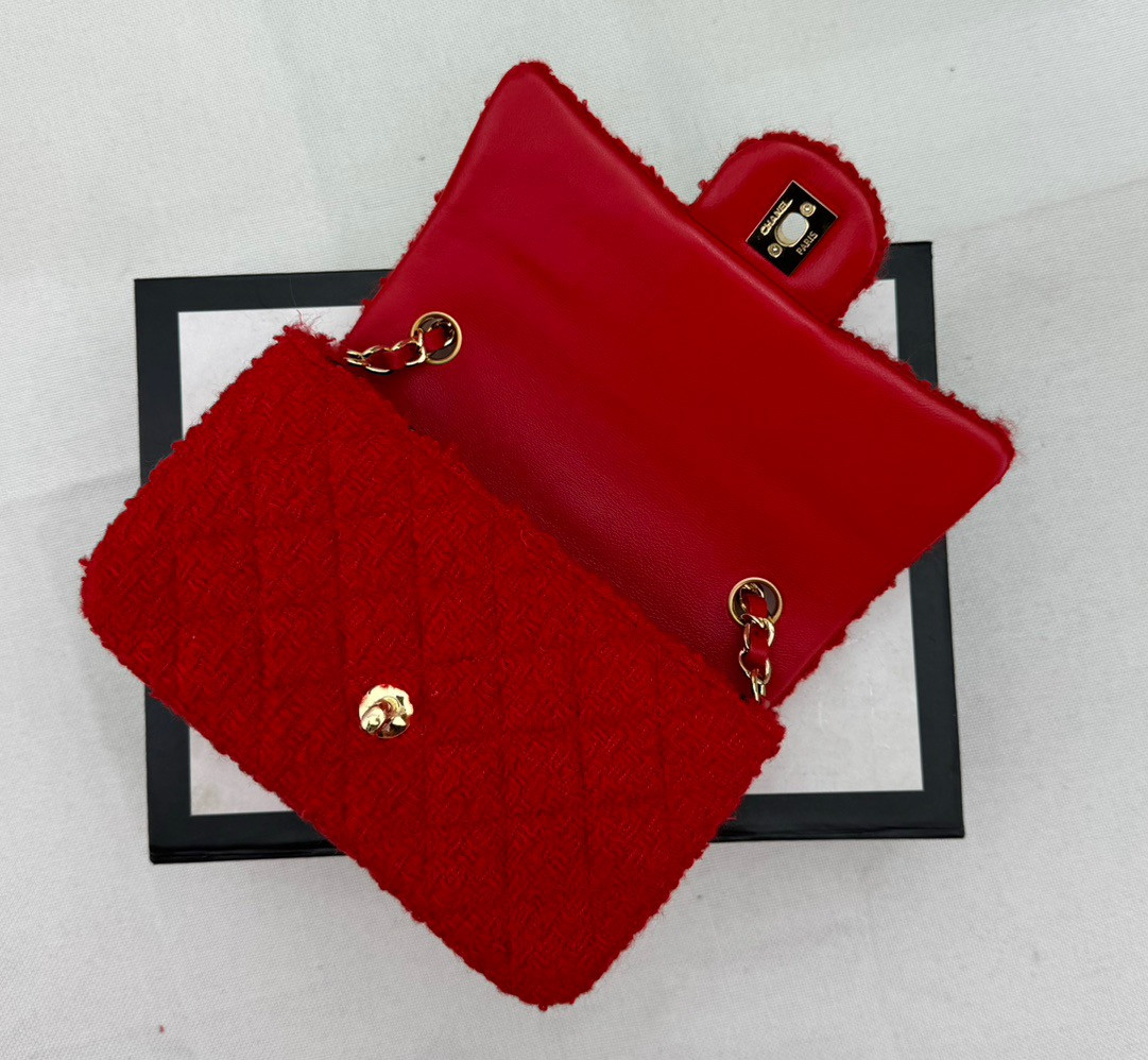 Ch*el mini classic 11.12 handbag 20 12 × 20 × 6 cm