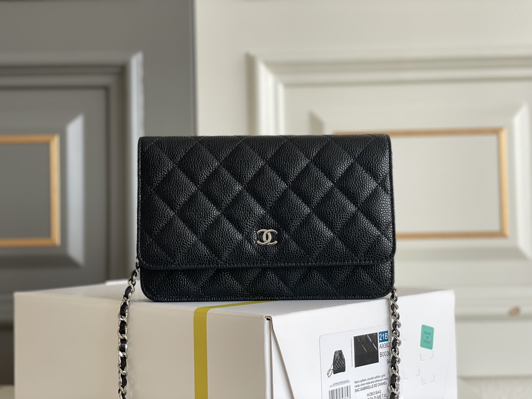 Ch*el woc classic wallet on chain 12.3x19.2x3.5cm