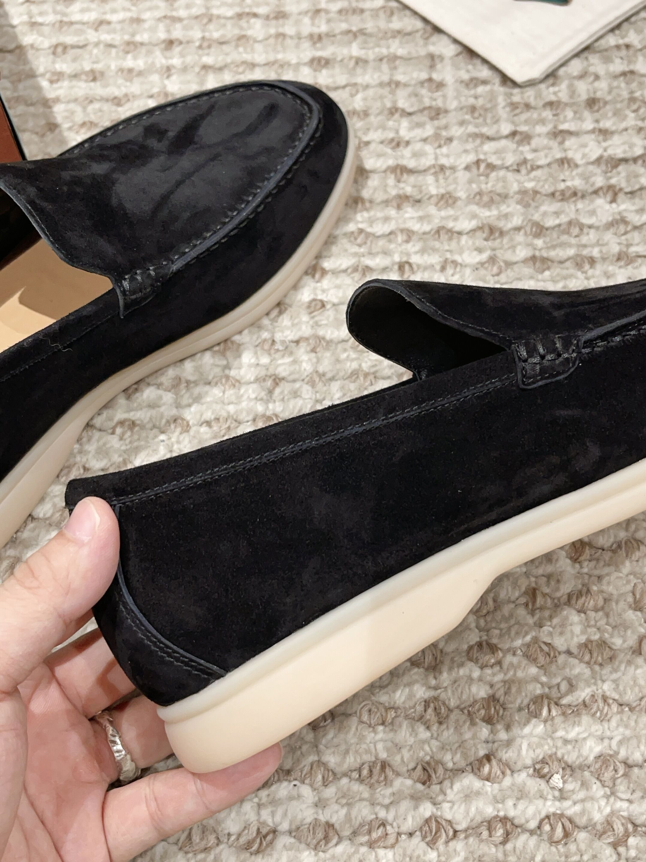 ua L**o p*ana summer walk loafers