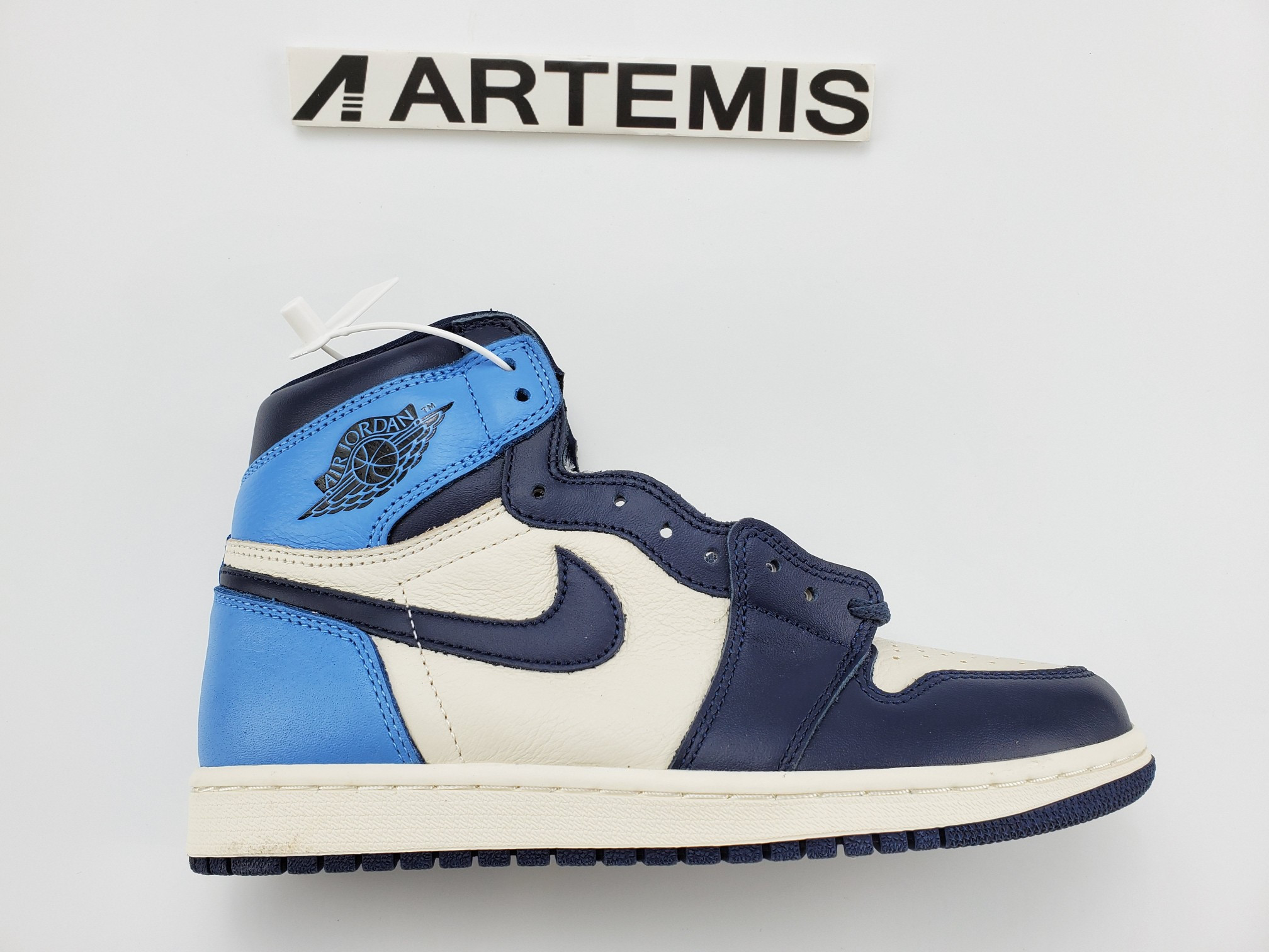 Air Jordan 1 Retro High  "Obsidian Blue"