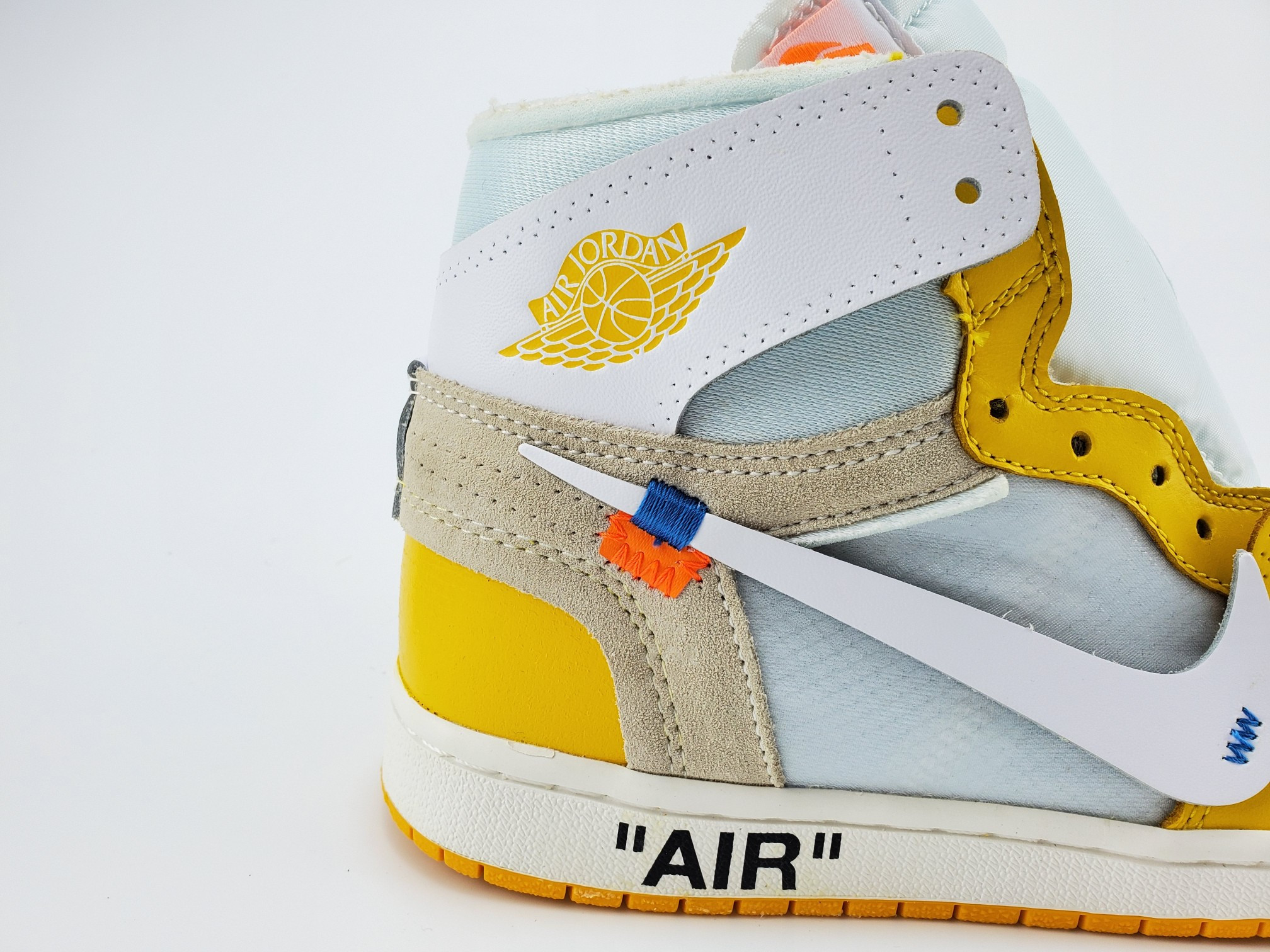 Air Jordan 1 Retro High Off-White Yellow