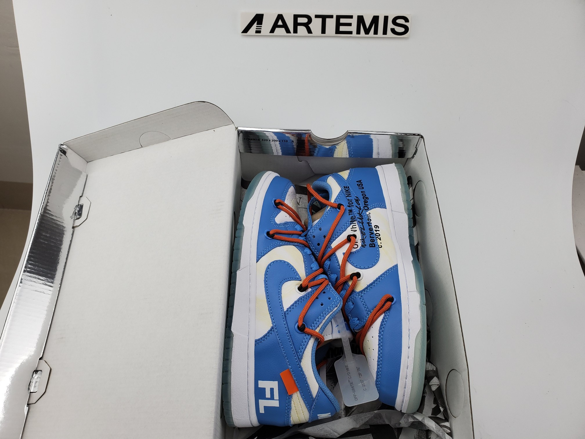 Nike Dunk Low Off-White Futura