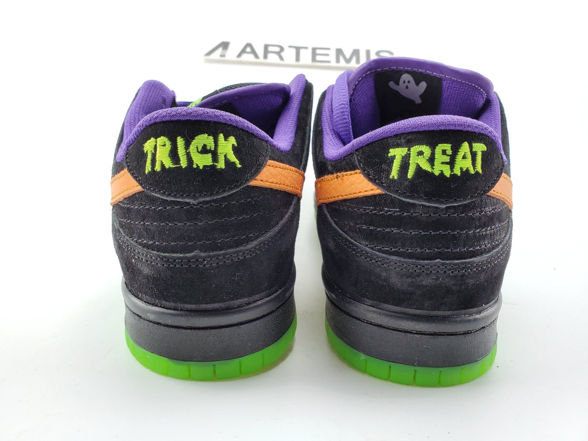 Nike SB Dunk Low Night of Mischief Halloween