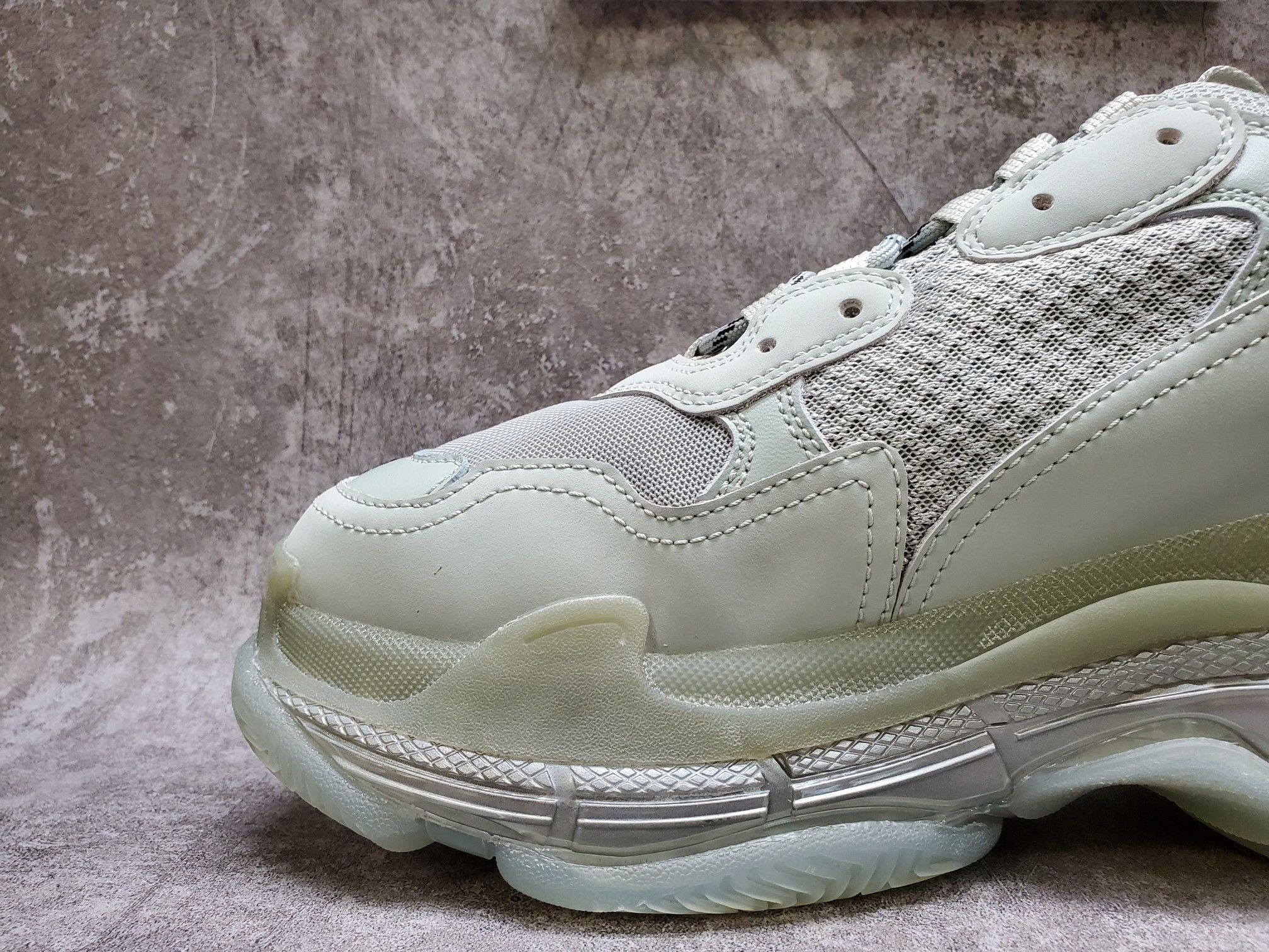 Balenciga Triple S Clear Sole Grey