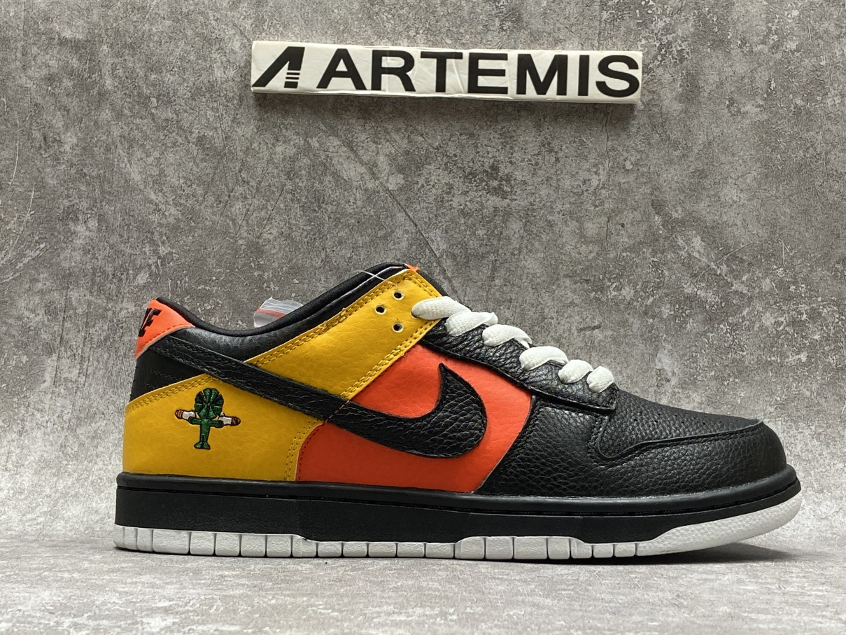 Nike Dunk SB Low Raygun