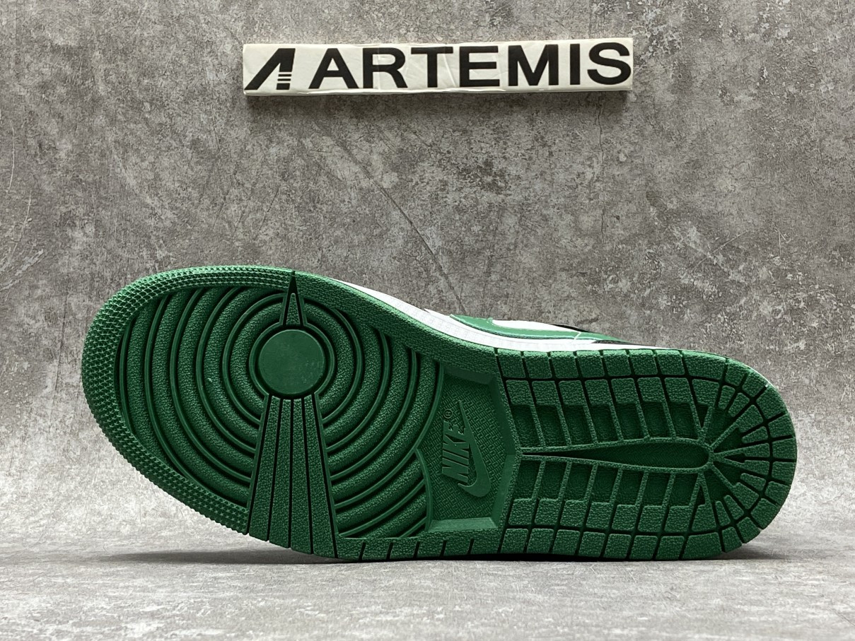 Air Jordan 1 Mid Green Toe