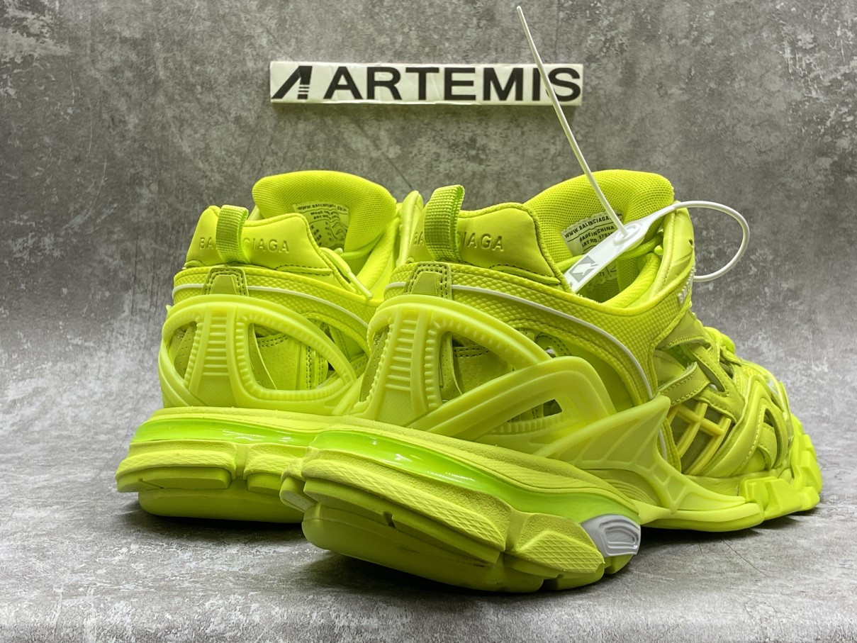 Balenciga Track 5.0 Fluorescent Green