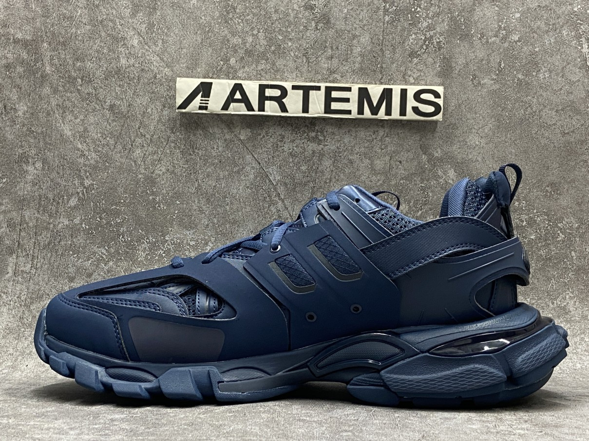 Balenciga Track Blue Pearl