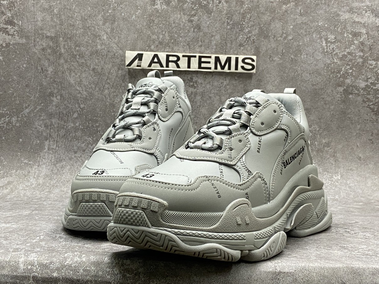 Balenciga Triple S Allover Logo Grey