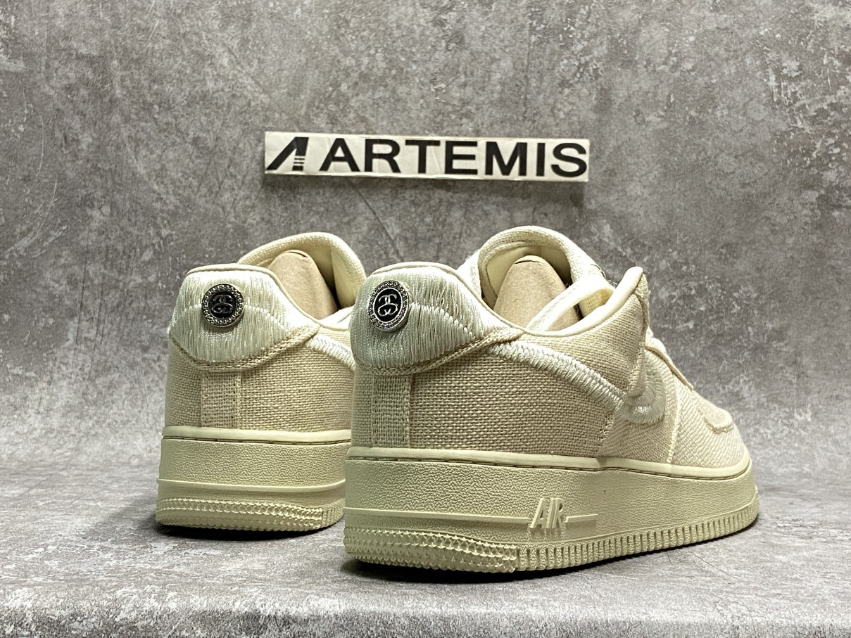 Nike Air Force 1 Low Stussy Fossil