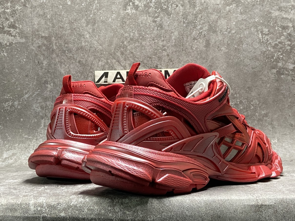 Balenciga Track 5.0 Burgundy Red