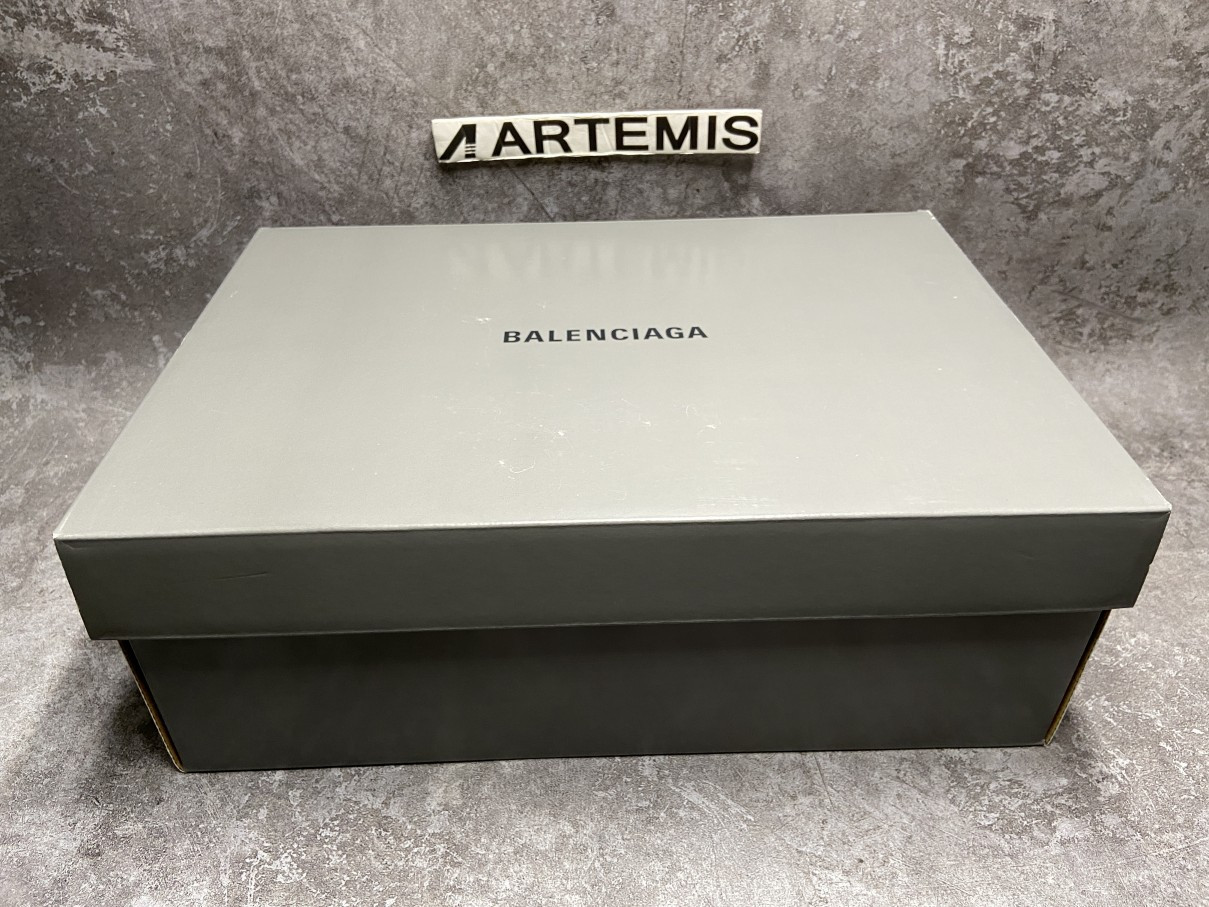 Balenciga Track 5.0  Black Green