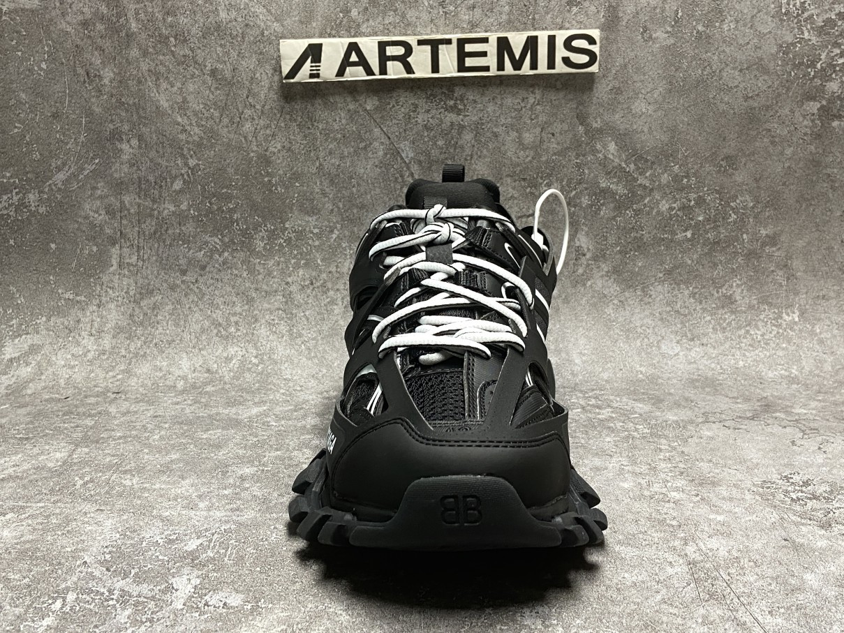 Balenciga Track Black White With Led Light