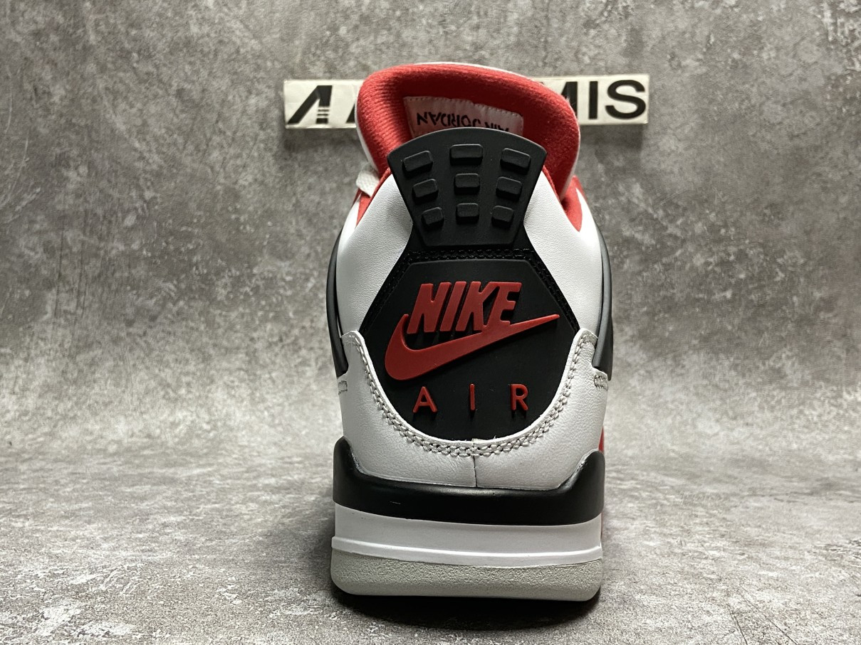 Air Jordan 4 Retro Fire Red (2020)