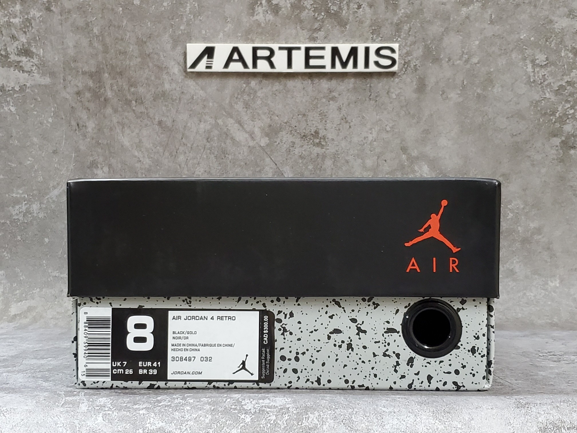 Air Jordan 4 Retro Royalty