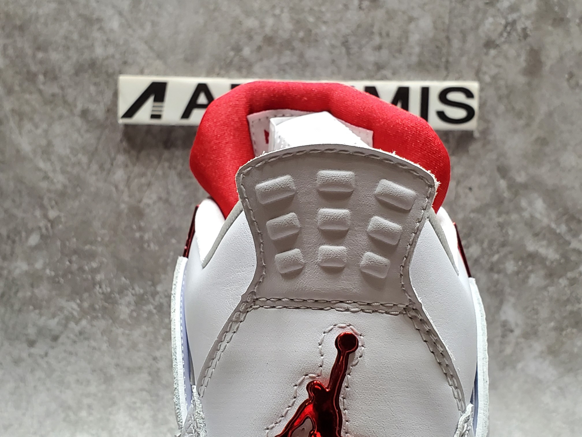 Air Jordan 4 Retro Metallic Red