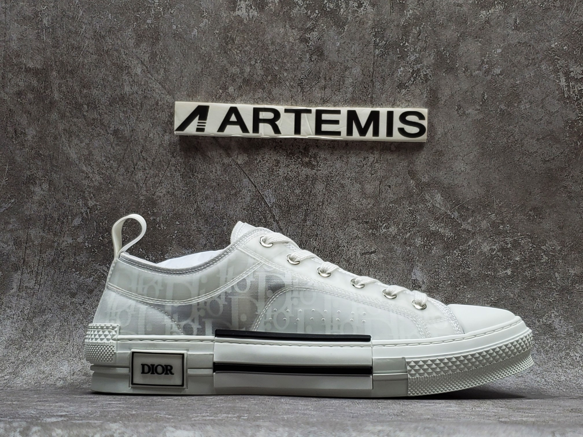D*or b23 low top oblique