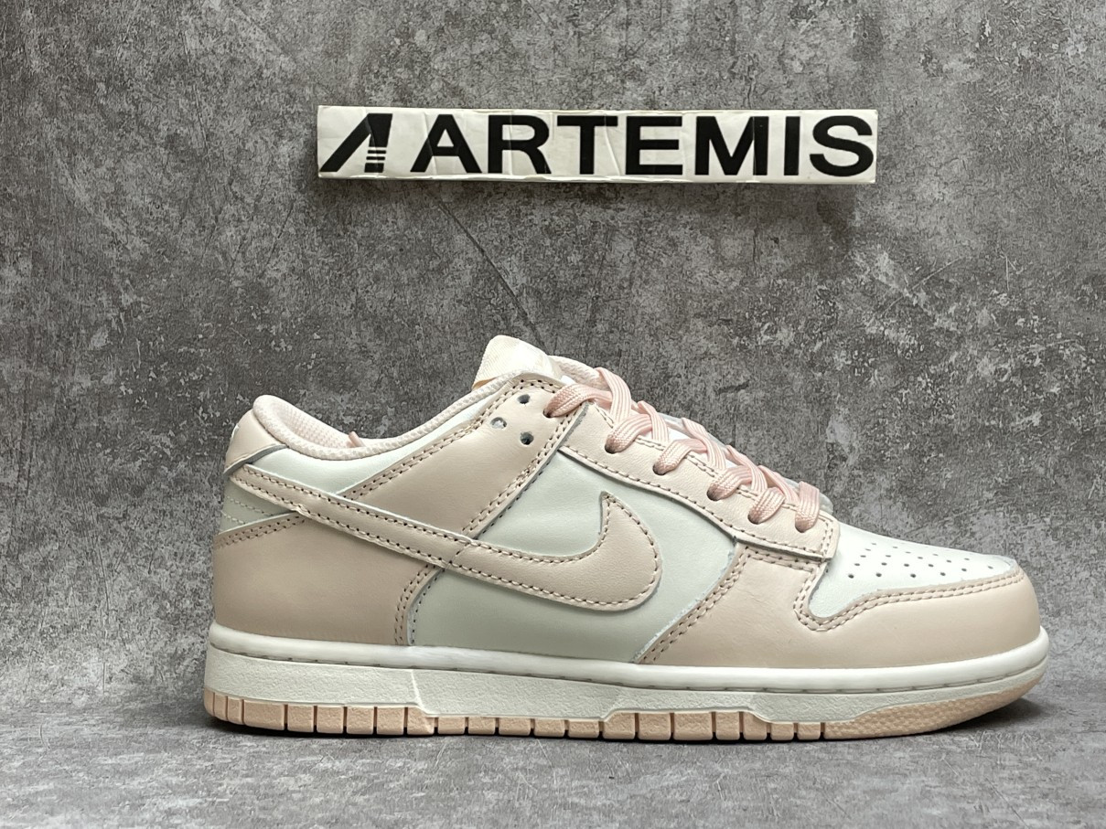 Nike Dunk Low Orange Pearl